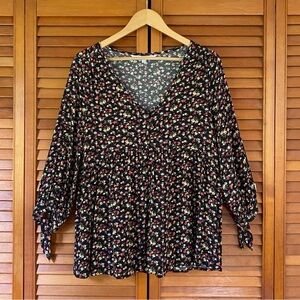 The Nines by Hatch Top Women's Size Medium Maternity Floral Blouse 3/4" Sleeve